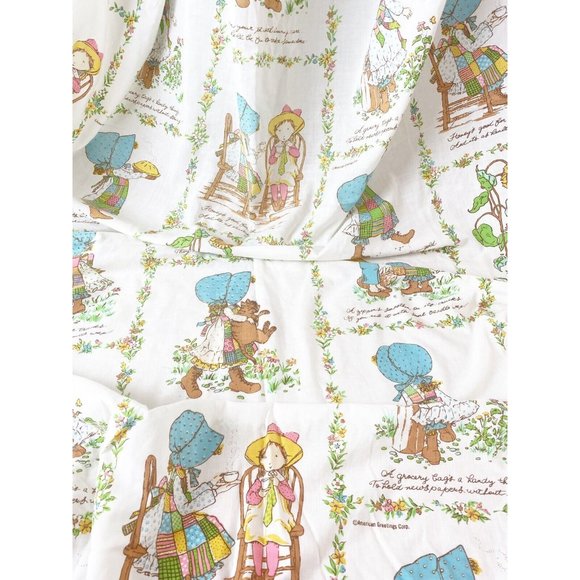 VTG Holly Hobbie Bedding Set ( Twin Fitted, Flat, Pillowcase) & Curtain GUC - Picture 3 of 8